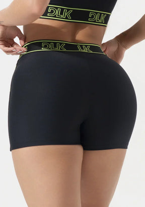 Kit Top fitness + Short com elásticos no cós e na lateral